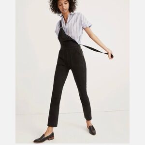 Madewell Women’s Skinny Stretch Lunar Wash Black Denim Overalls Size M